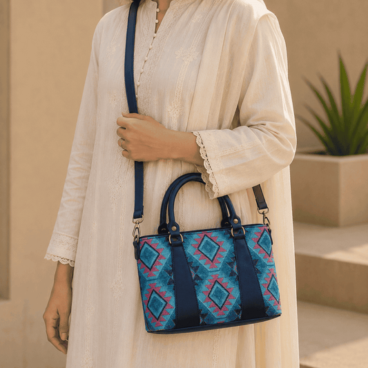 Teal Aztec Tote - PearMuse